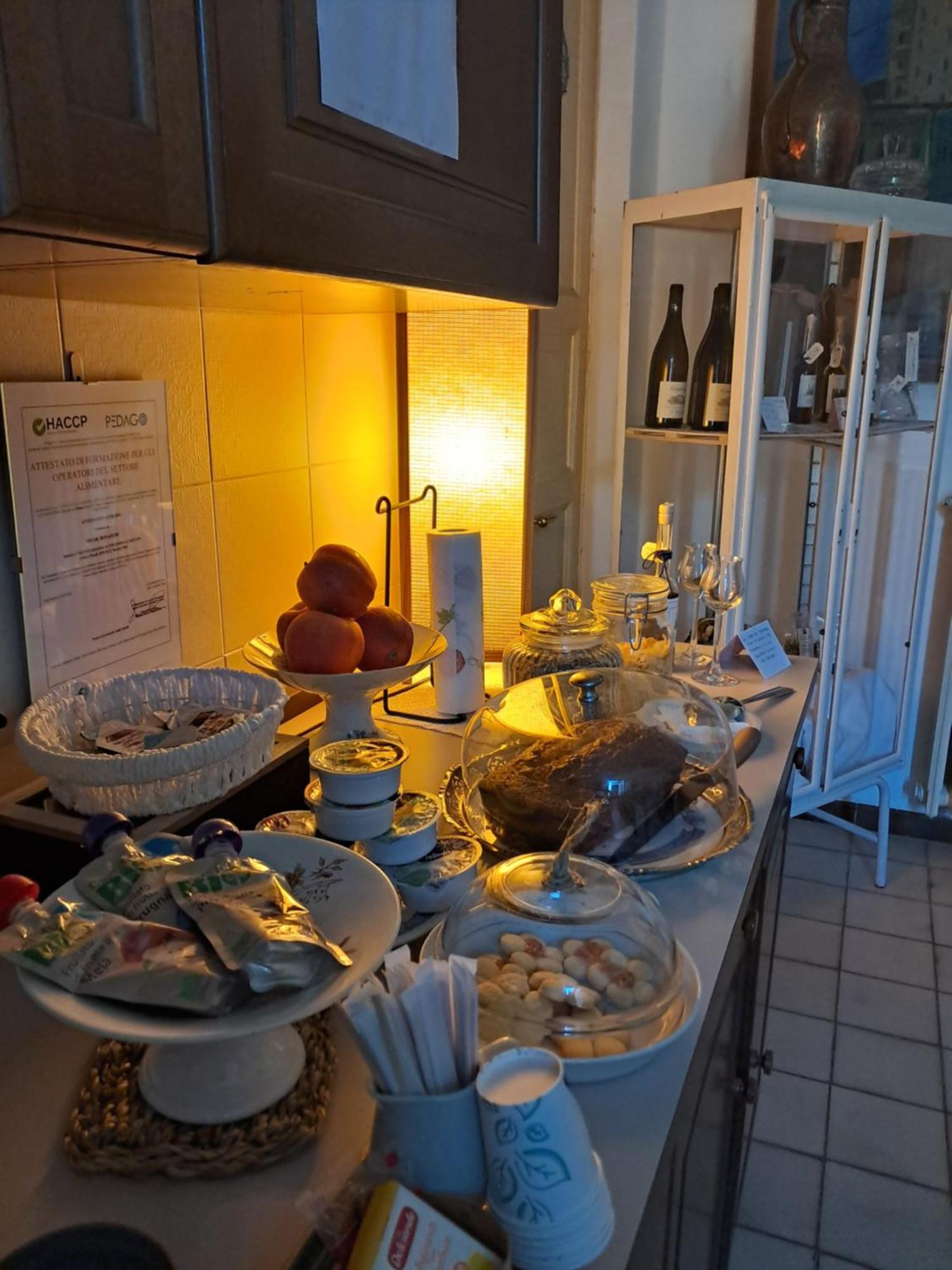 Bed & Breakfast Chiara San Sebastiano Curone Kültér fotó