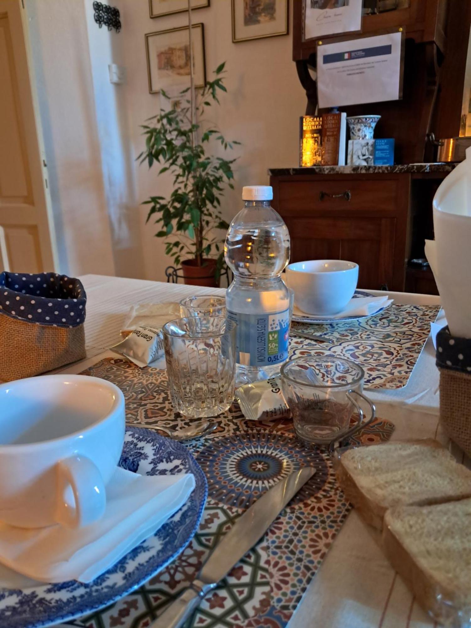 Bed & Breakfast Chiara San Sebastiano Curone Kültér fotó